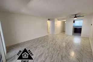 7132 W Wolf St, Phoenix, AZ 85033 - Photo 3