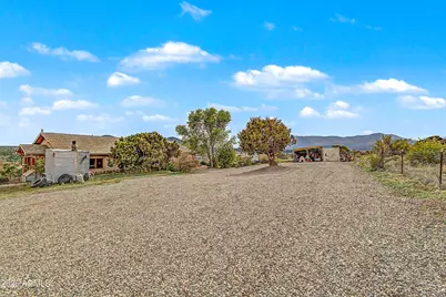 8140 Sleeping Dog Road, Flagstaff, AZ 86004 - Photo 43