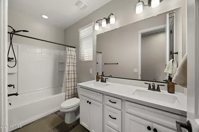 2826 E Fraktur Road, Phoenix, AZ 85040 - Photo 19
