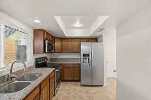 4718 N 26th Dr, Phoenix, AZ 85017 - Photo 9