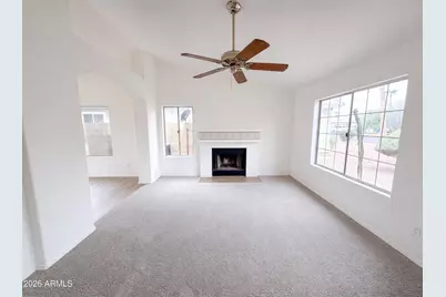 2945 E Hononegh Drive, Phoenix, AZ 85050 - Photo 3