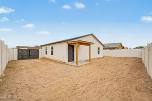 8697 W Concordia Dr, Arizona City, AZ 85123 - Photo 33