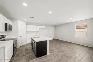 8697 W Concordia Dr, Arizona City, AZ 85123 - Photo 15