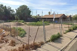 1929 E Adams St, Phoenix, AZ 85034 - Photo 1