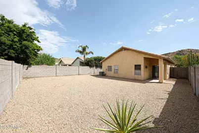 25242 N 40th Lane, Phoenix, AZ 85083 - Photo 33