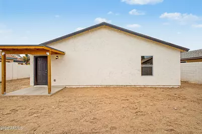 10590 W Fernando Drive, Arizona City, AZ 85123 - Photo 31