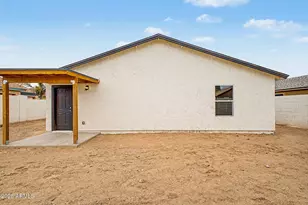 10590 W Fernando Dr, Arizona City, AZ 85123 - Photo 31