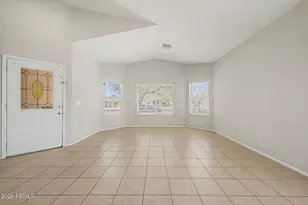 109 E Madden Dr, Avondale, AZ 85323 - Photo 7