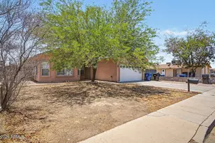 109 E Madden Dr, Avondale, AZ 85323 - Photo 3