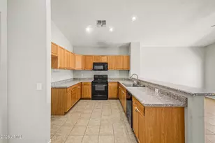 109 E Madden Dr, Avondale, AZ 85323 - Photo 13
