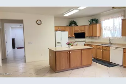 3860 E Battala Avenue, Gilbert, AZ 85297 - Photo 3