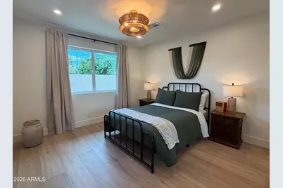 3341 E Cochise Drive, Phoenix, AZ 85028 - Photo 35