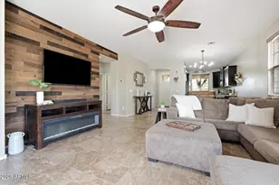 12029 W Locust Ln, Avondale, AZ 85323 - Photo 7