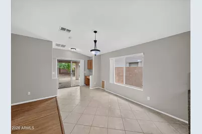 633 E Leslie Avenue, San Tan Valley, AZ 85140 - Photo 11
