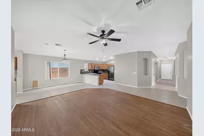633 E Leslie Avenue, San Tan Valley, AZ 85140 - Photo 7