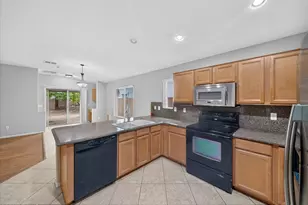 633 E Leslie Ave, San Tan Valley, AZ 85140 - Photo 3