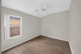 633 E Leslie Ave, San Tan Valley, AZ 85140 - Photo 13