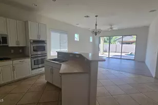 3586 W Naomi Ln, San Tan Valley, AZ 85144 - Photo 9