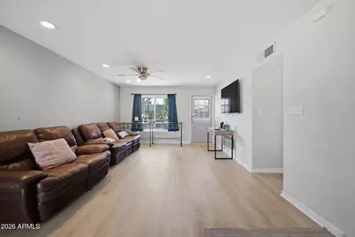 2329 E Concorda Drive, Tempe, AZ 85282 - Photo 5
