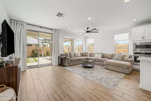 1876 S Huish Dr, Gilbert, AZ 85295 - Photo 7
