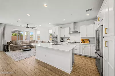 1876 S Huish Drive, Gilbert, AZ 85295 - Photo 11