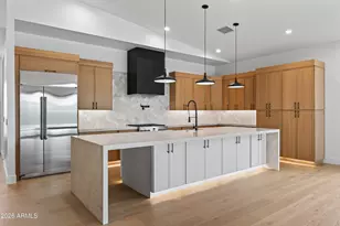 1335 E Kaler Dr, Phoenix, AZ 85020 - Photo 13