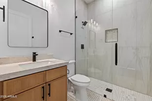 1335 E Kaler Dr, Phoenix, AZ 85020 - Photo 25