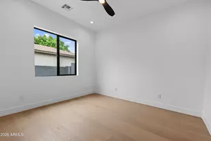 1335 E Kaler Dr, Phoenix, AZ 85020 - Photo 23