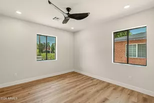 802 W Edgemont Ave, Phoenix, AZ 85007 - Photo 21
