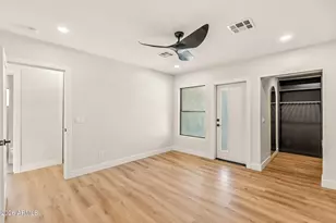 802 W Edgemont Ave, Phoenix, AZ 85007 - Photo 17