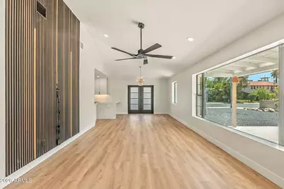 802 W Edgemont Avenue, Phoenix, AZ 85007 - Photo 5