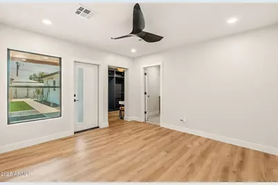 802 W Edgemont Avenue, Phoenix, AZ 85007 - Photo 15