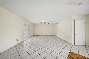 5916 W Monte Vista Rd, Phoenix, AZ 85035 - Photo 9