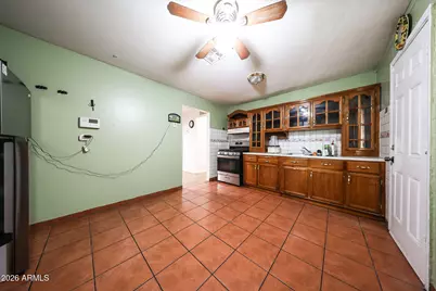 3920 W Lynne Lane, Phoenix, AZ 85041 - Photo 17