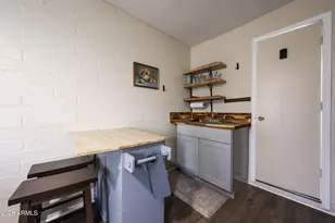 3920 W Lynne Ln, Phoenix, AZ 85041 - Photo 11