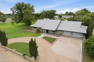 7909 W Country Gables Dr, Peoria, AZ 85381 - Photo 45