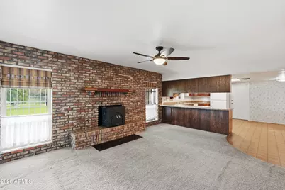 7909 W Country Gables Drive, Peoria, AZ 85381 - Photo 9