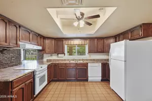 7909 W Country Gables Dr, Peoria, AZ 85381 - Photo 11