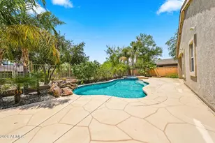 3037 W Gran Paradiso Dr, Phoenix, AZ 85086 - Photo 11