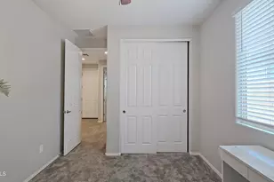 18572 W Cottontail Ln, Surprise, AZ 85387 - Photo 7