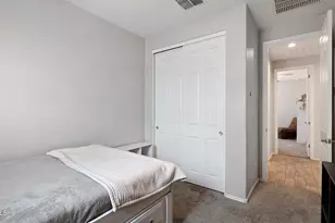 18572 W Cottontail Ln, Surprise, AZ 85387 - Photo 5