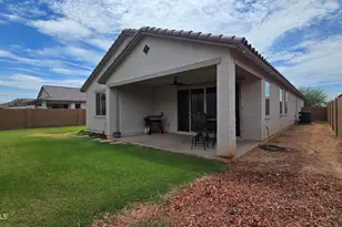 18572 W Cottontail Ln, Surprise, AZ 85387 - Photo 25