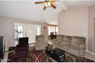 1643 E Fairview Street, Chandler, AZ 85225 - Photo 13