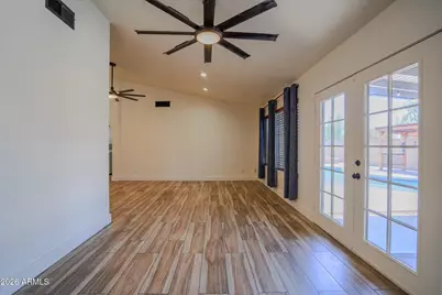 9054 N 84th Lane, Peoria, AZ 85345 - Photo 11