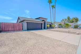9054 N 84th Ln, Peoria, AZ 85345 - Photo 3