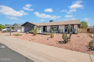 5215 W Hearn Rd, Glendale, AZ 85306 - Photo 3