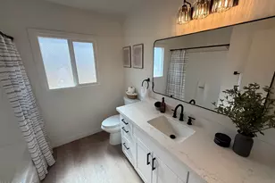 5215 W Hearn Rd, Glendale, AZ 85306 - Photo 19