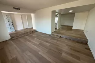5215 W Hearn Rd, Glendale, AZ 85306 - Photo 5