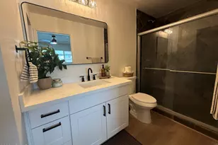 5215 W Hearn Rd, Glendale, AZ 85306 - Photo 15