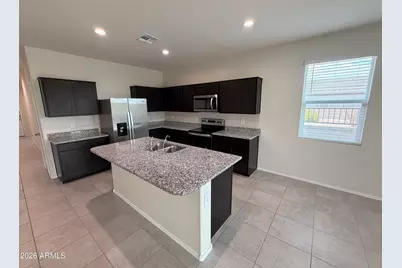 18609 W Bronco Trail, Wittmann, AZ 85361 - Photo 3